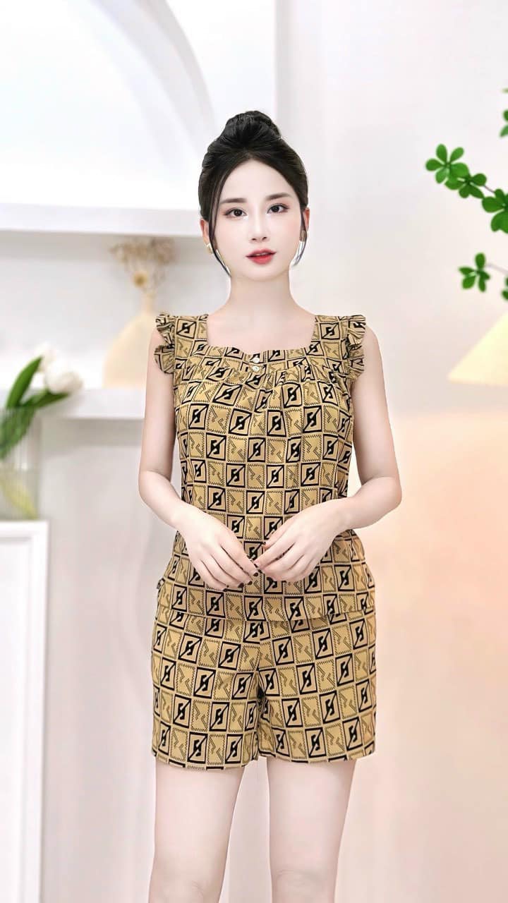 Women’s Floral Print Spaghetti Strap Homewear Set – Soft Silk Fabric